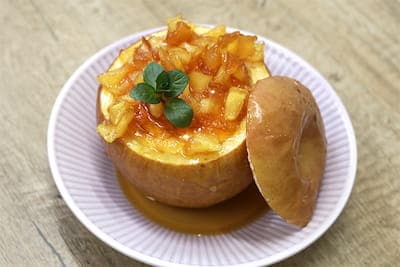Custard filled Baked Apple　サムネイル画像