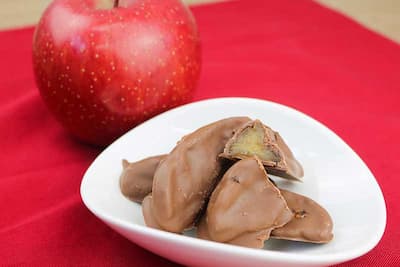 Glazed Apple Dipped in Chocolate 画像