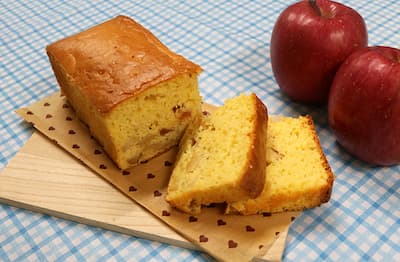 Yogurt Pomme Pomme Yogurt cake with apples 画像